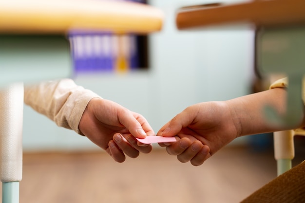 父亲的车能过户给儿子吗