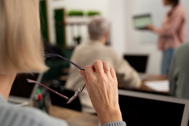 一个小土坡的标志