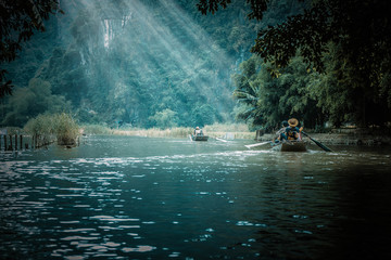 一个小土坡的标志